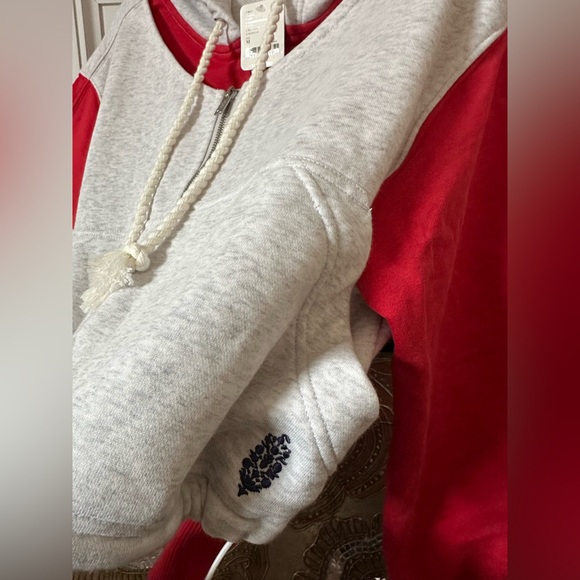 Free People Gray and Red double zip up Hoodie🌺 - Picture 9 of 10